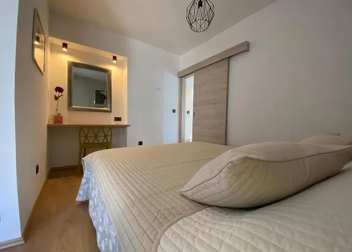 Fantasia Apartman Póla
